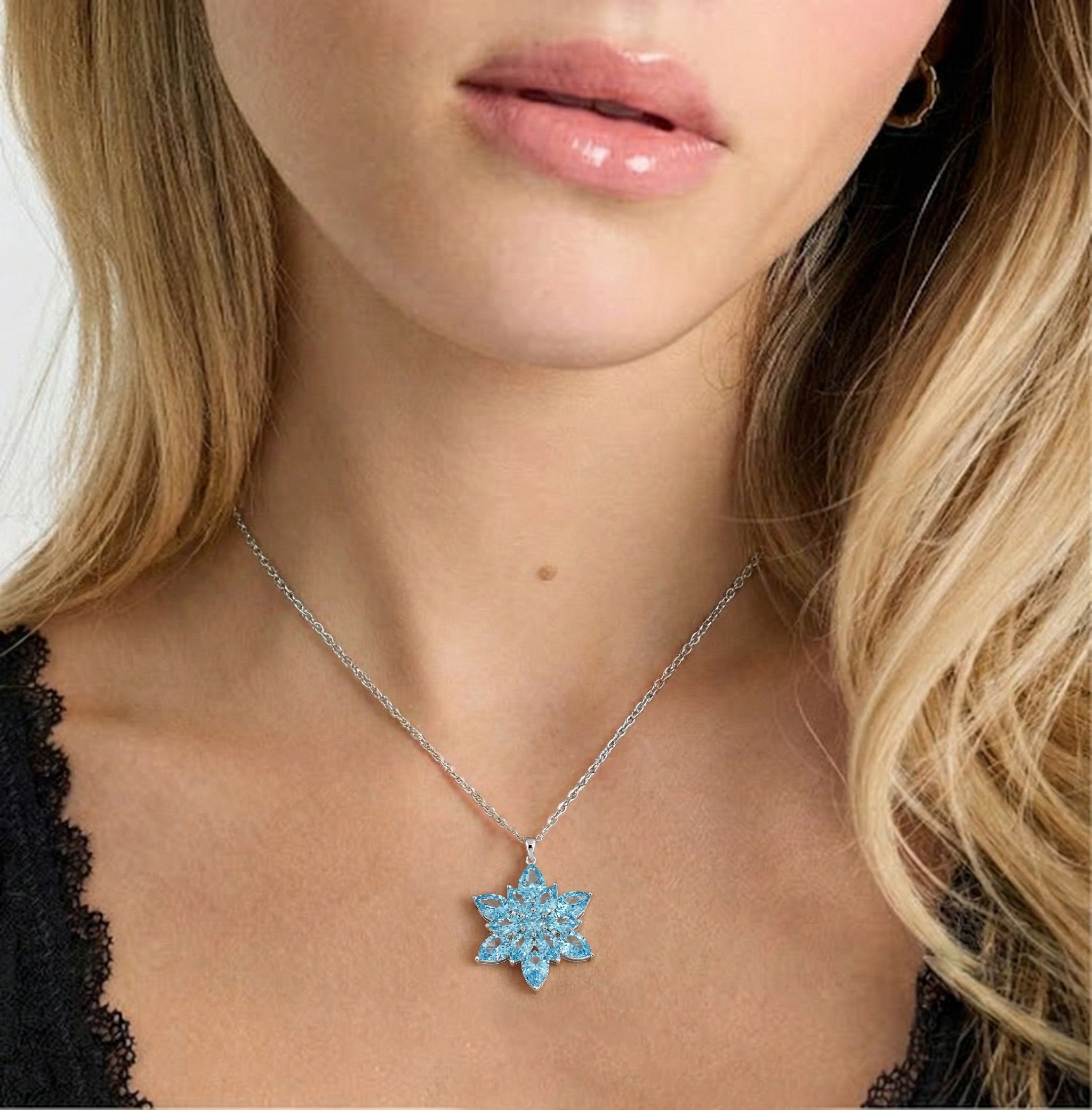 Blue Topaz Pear Floral Pendant Necklace in 925 Sterling Silver 5.70ct
