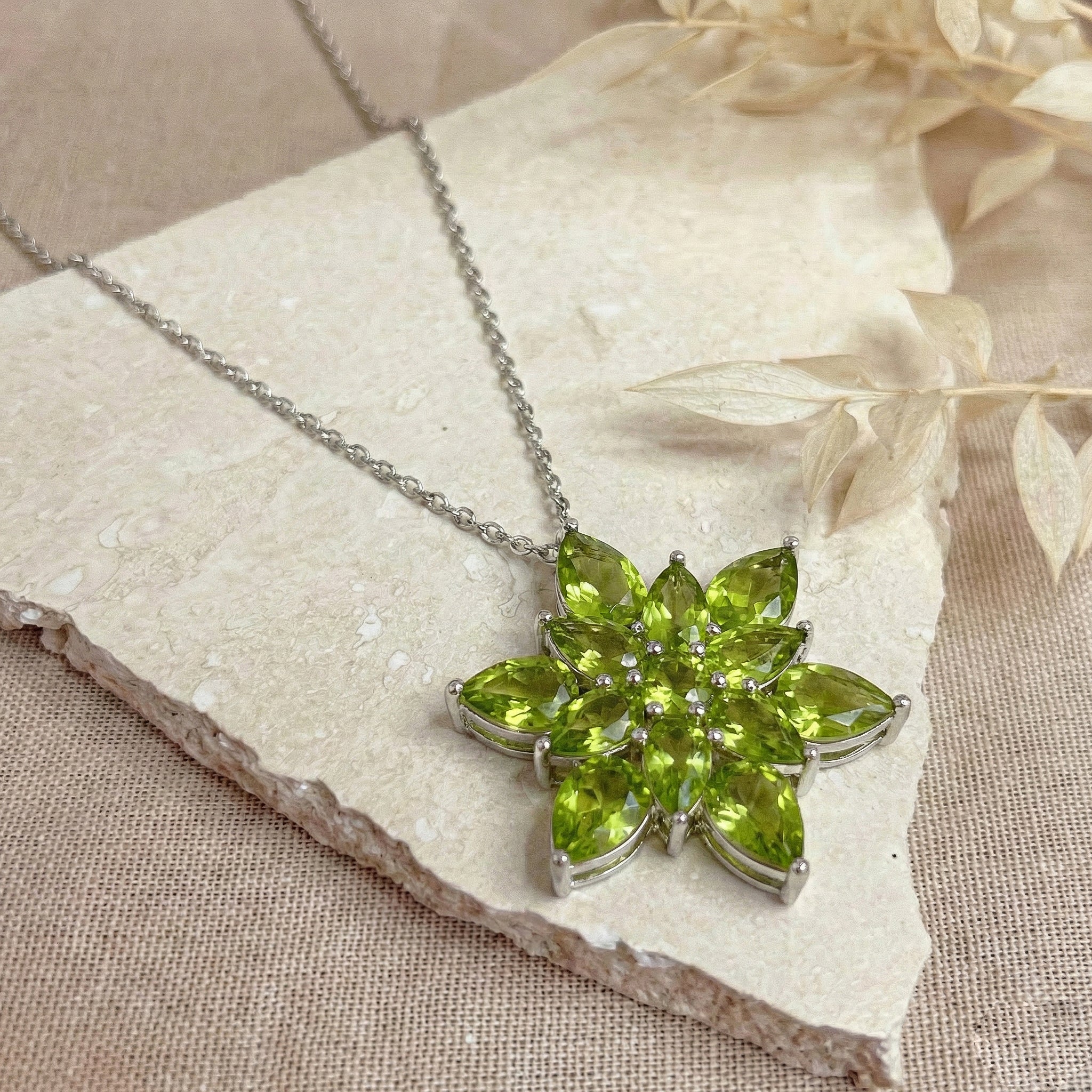 Peridot Pear Floral Pendant Necklace in 925 Sterling Silver 5.70ct

