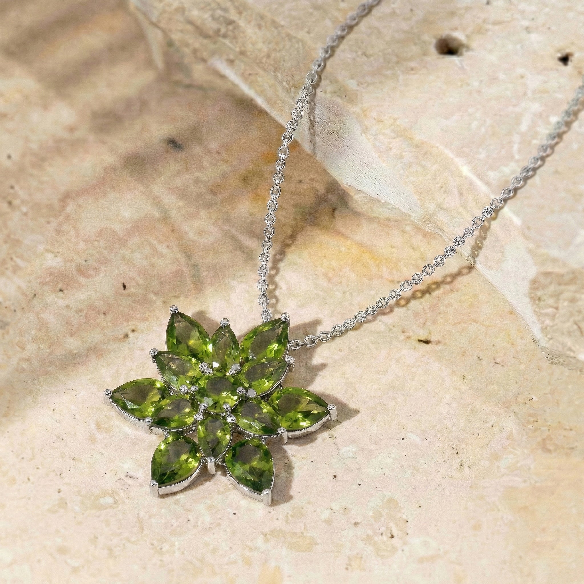 Peridot Pear Floral Pendant Necklace in 925 Sterling Silver 5.70ct
