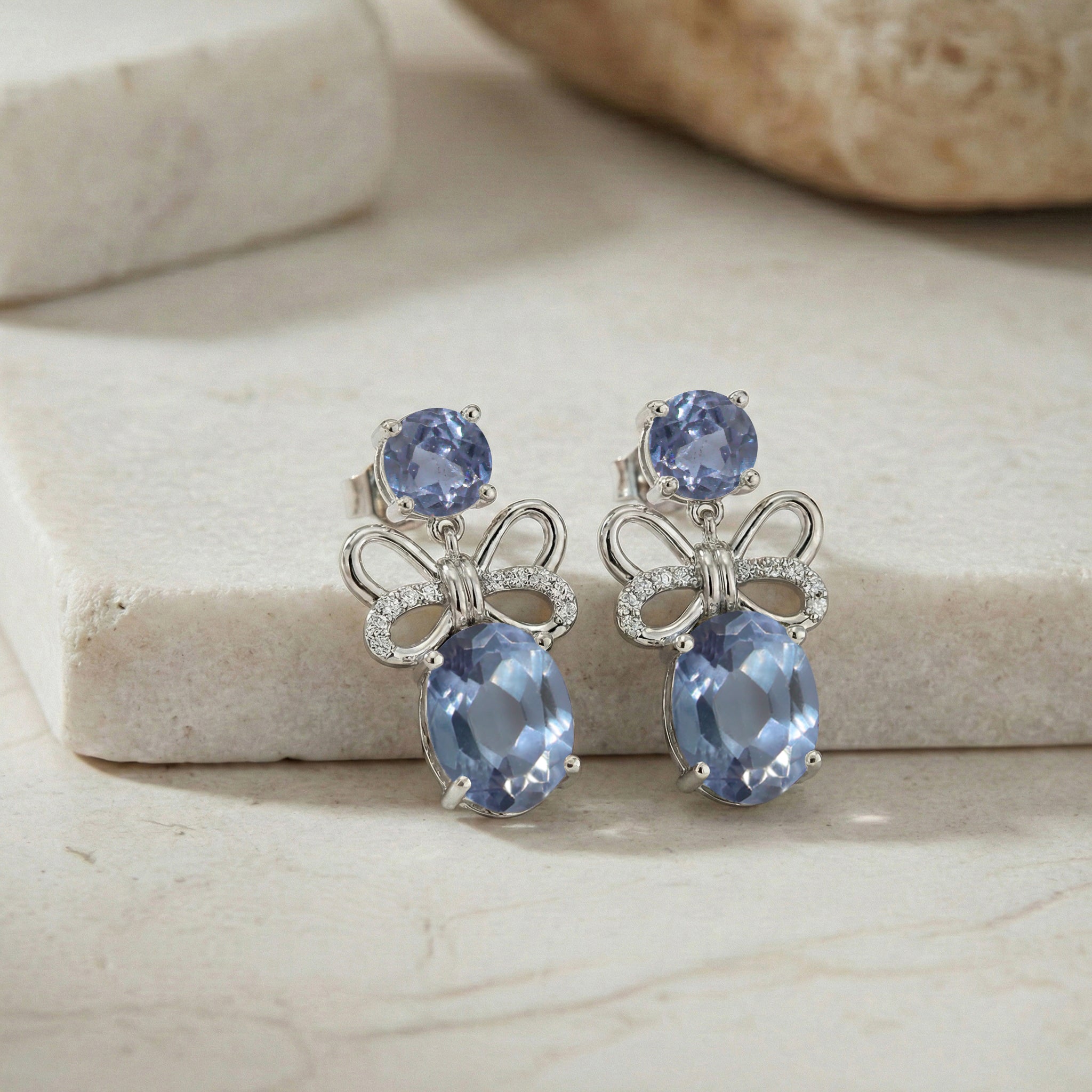 Alexandrite Round and Oval Stud Earring in 925 Sterling Silver 6 MM 5-ct.