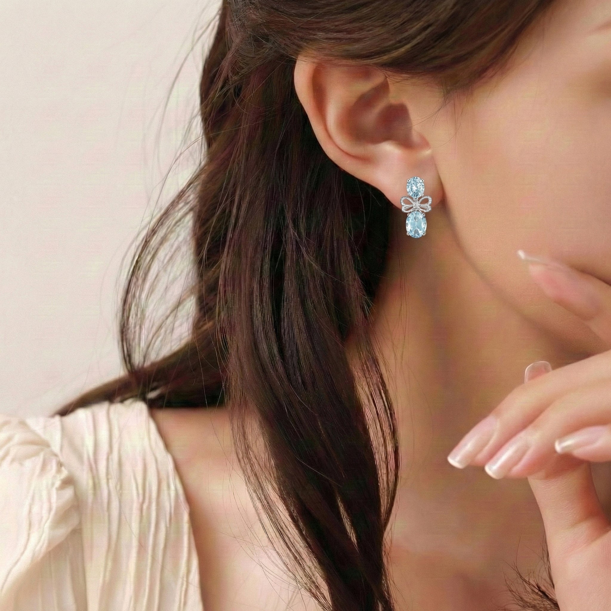 Aquamarine Round and Oval Stud Earring in 925 Sterling Silver 6 MM 5-ct.