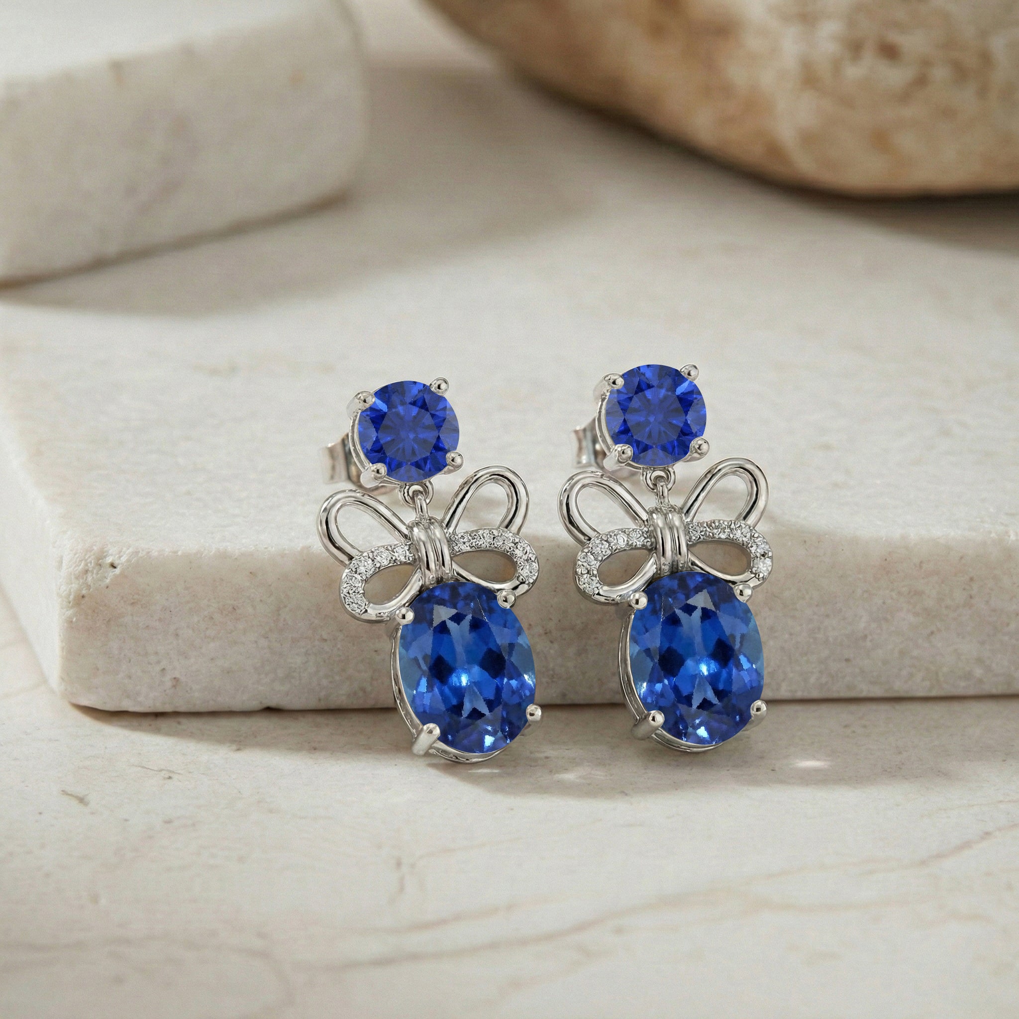 Blue Sapphire Round and Oval Stud Earring in 925 Sterling Silver 6 MM 5-ct.
