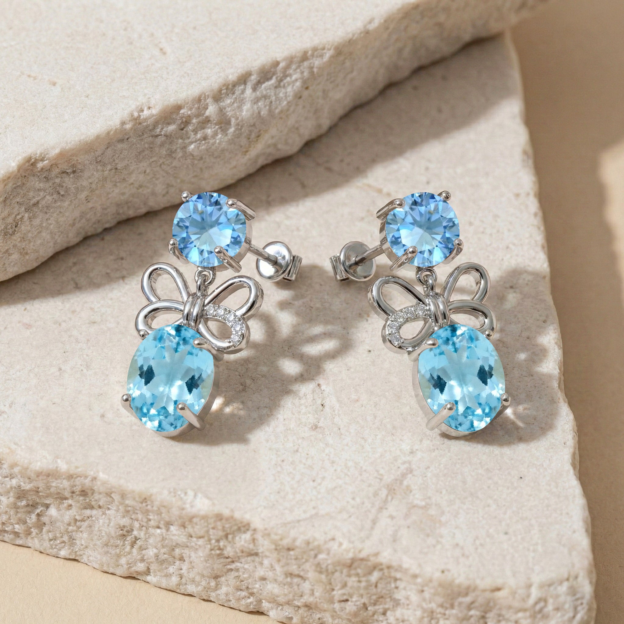 Blue Topaz Round and Oval Stud Earring in 925 Sterling Silver 6 MM 5-ct.