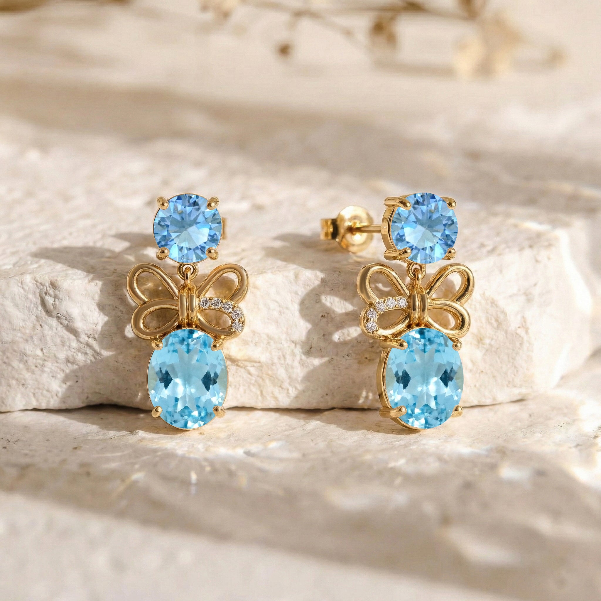 Blue Topaz Round and Oval Stud Earring in 925 Sterling Silver 6 MM 5-ct.