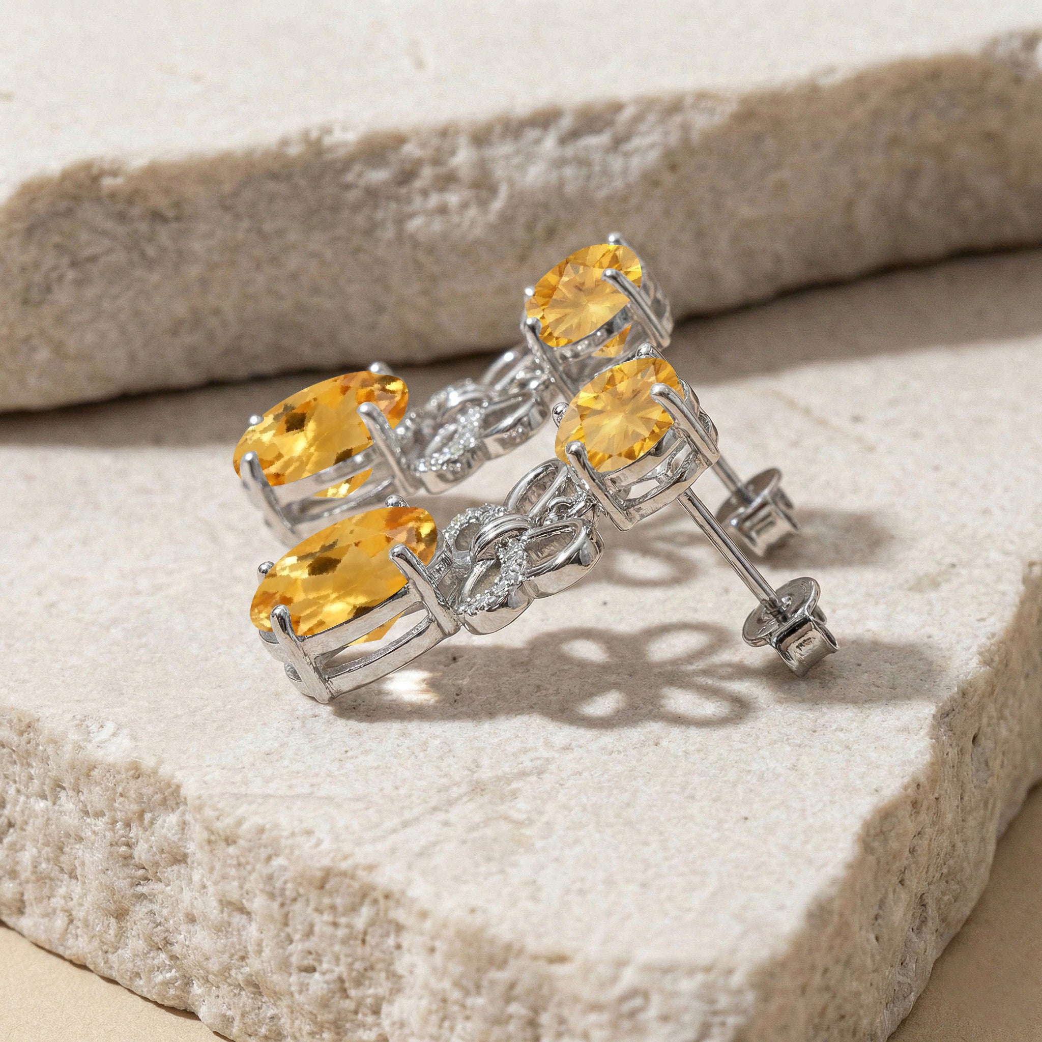 Citrine Round and Oval Stud Earring in 925 Sterling Silver 6 MM 5-ct.