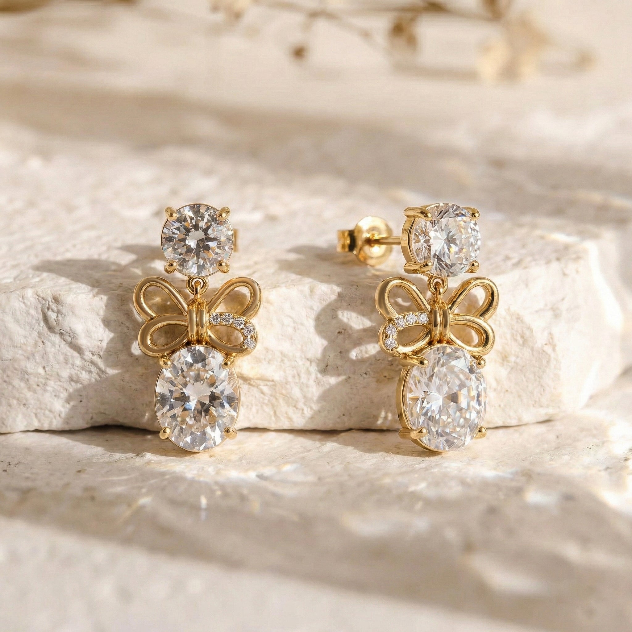 Simulated Diamond CZ Round and Oval Stud Earring in 925 Sterling Silver 6 MM 5-ct.