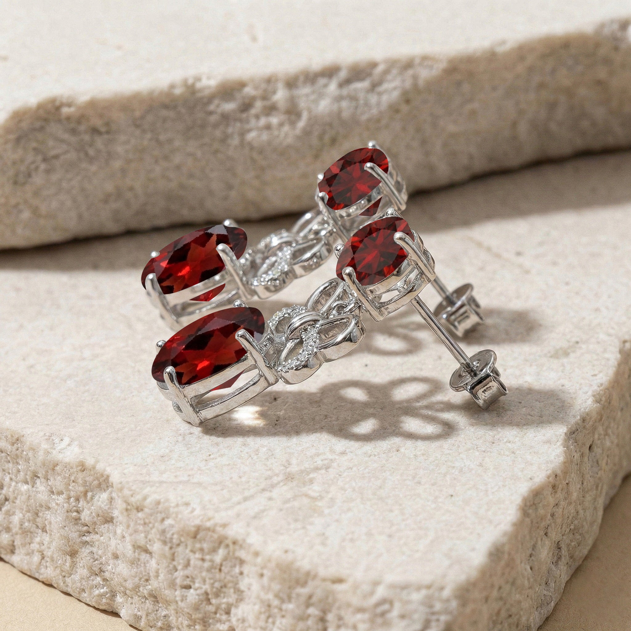 Garnet Round and Oval Stud Earring in 925 Sterling Silver 6 MM 5-ct.