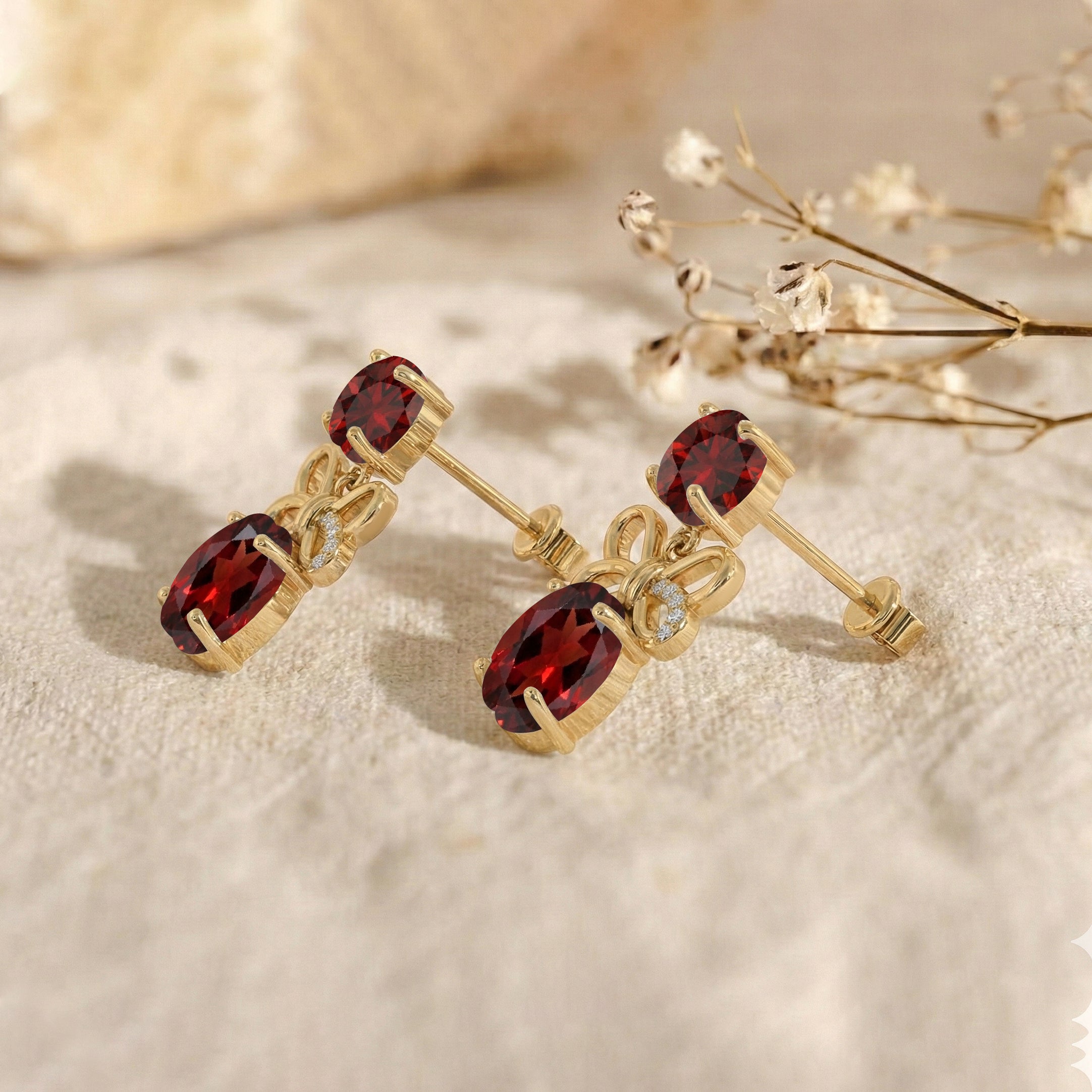 Garnet Round and Oval Stud Earring in 925 Sterling Silver 6 MM 5-ct.