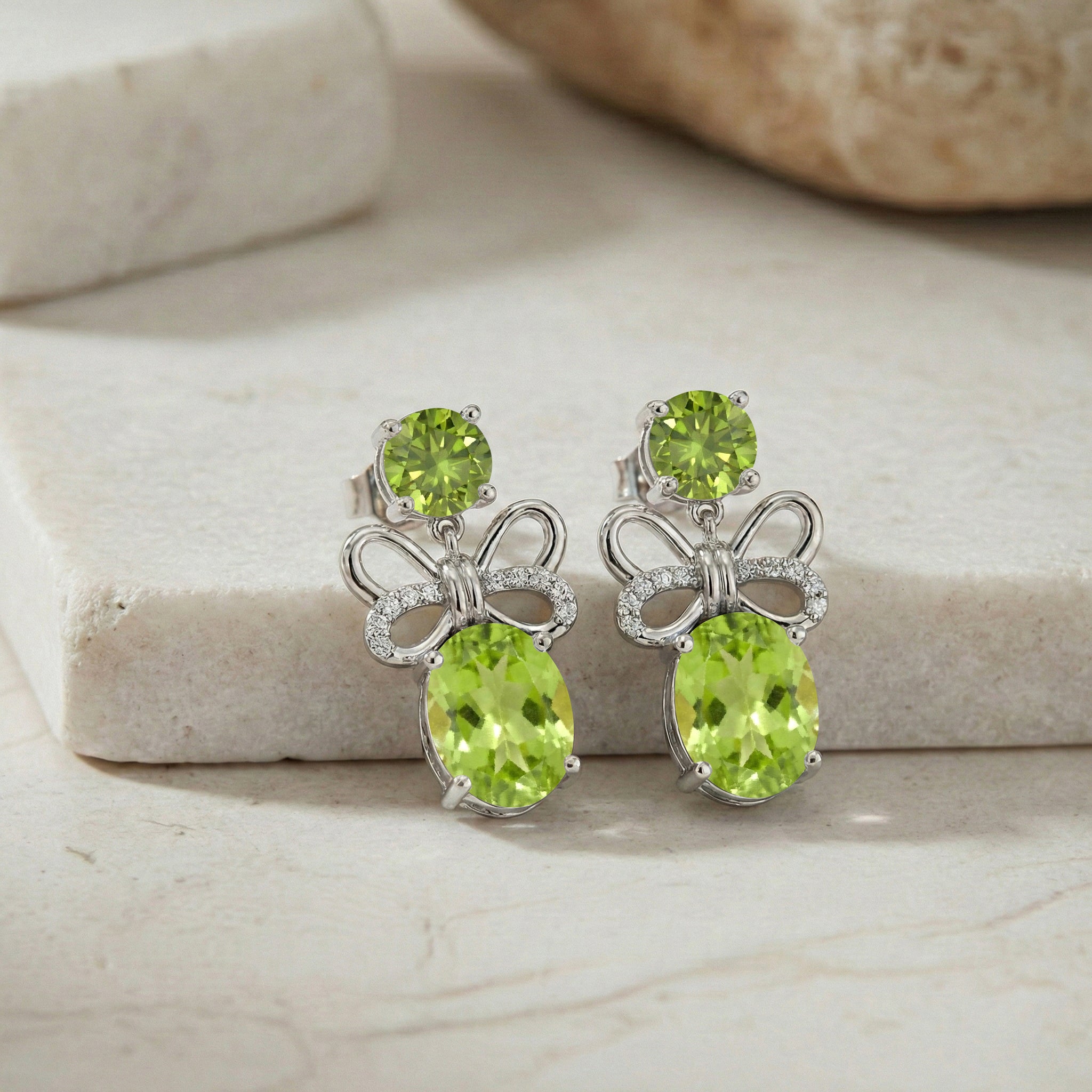 Peridot Round and Oval Stud Earring in 925 Sterling Silver 6 MM 5-ct.