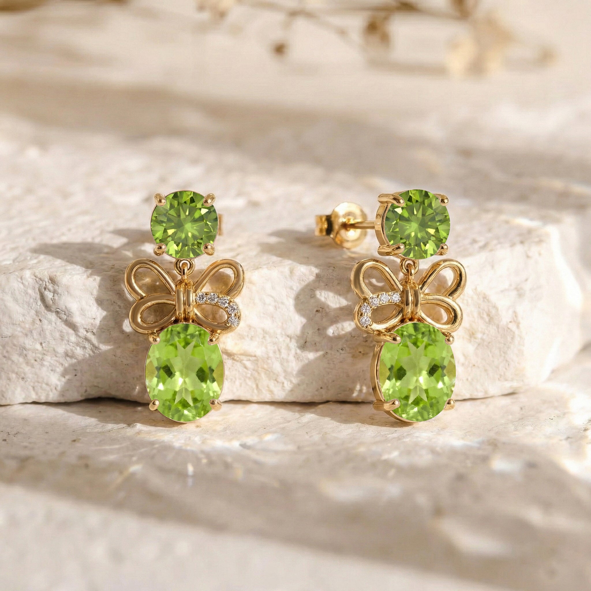 Peridot Round and Oval Stud Earring in 925 Sterling Silver 6 MM 5-ct.