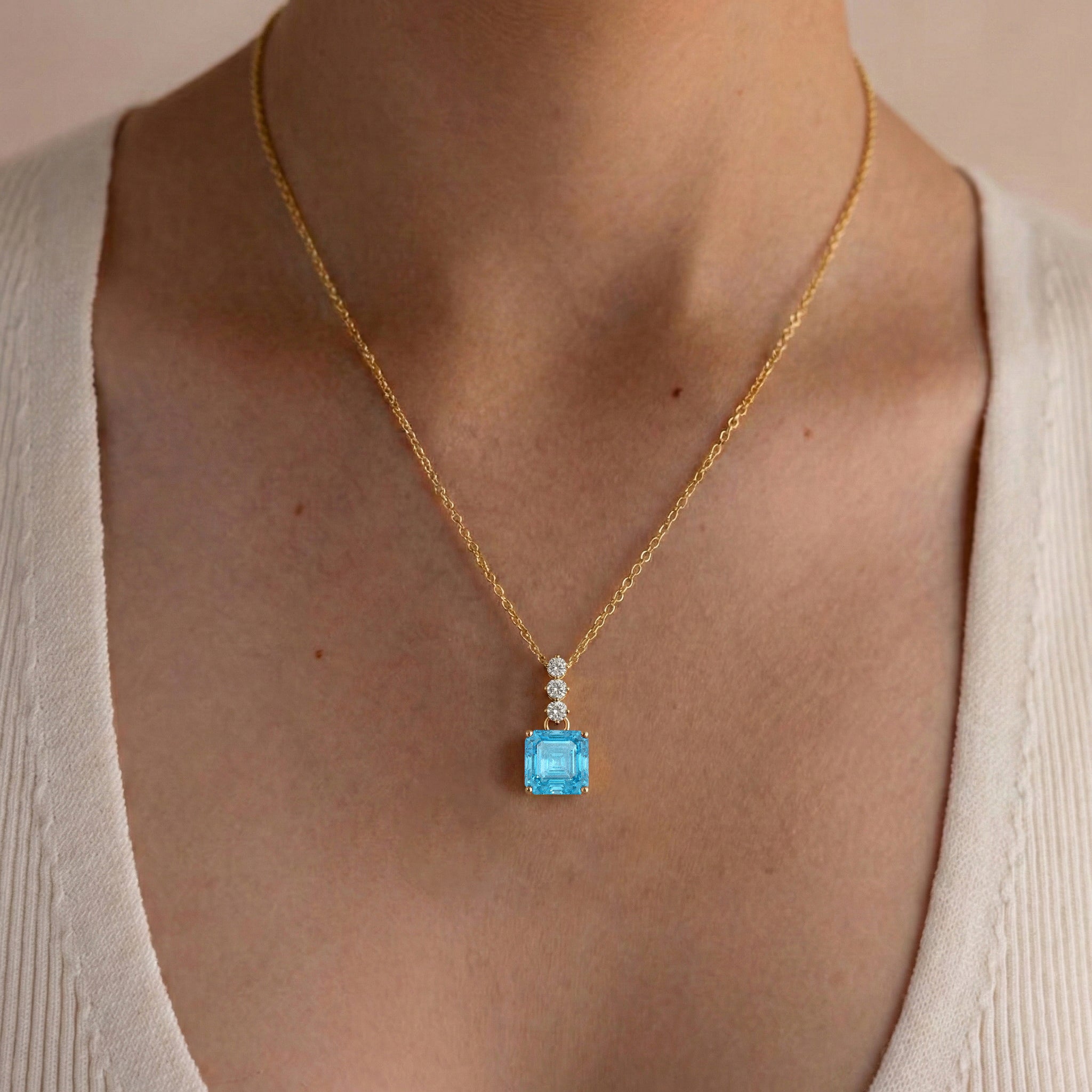 Blue Topaz Octagon Solitaire Pendant Necklace in 925 Sterling Silver 8 MM 2ct