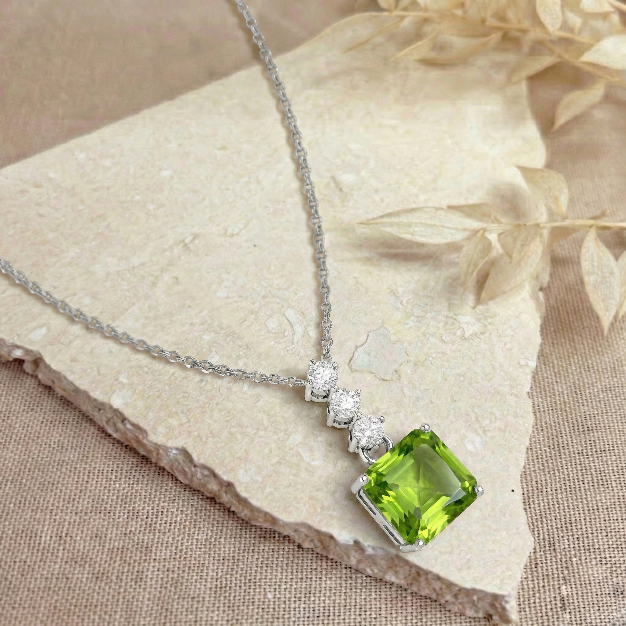 Peridot Octagon Solitaire Pendant Necklace in 925 Sterling Silver 8 MM 2ct