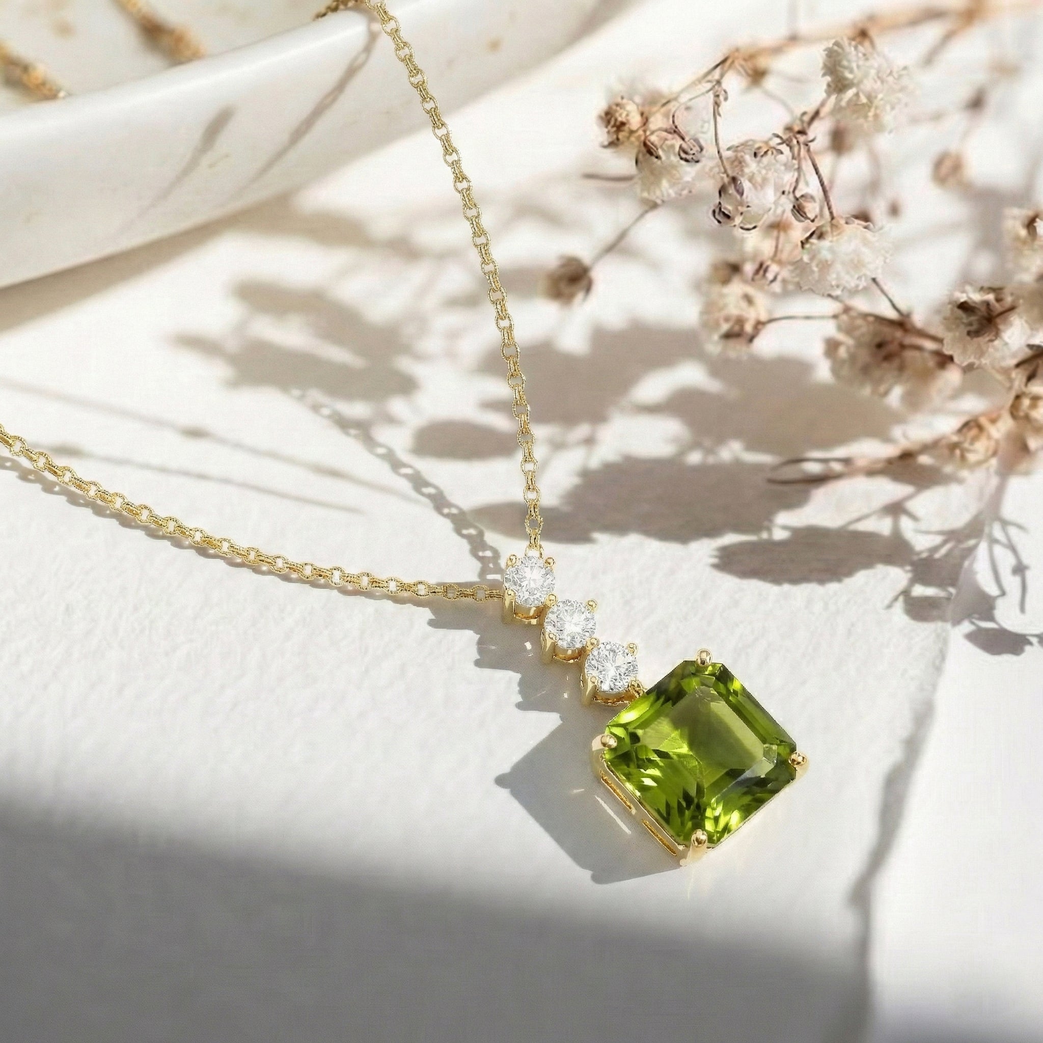 Peridot Octagon Solitaire Pendant Necklace in 925 Sterling Silver 8 MM 2ct