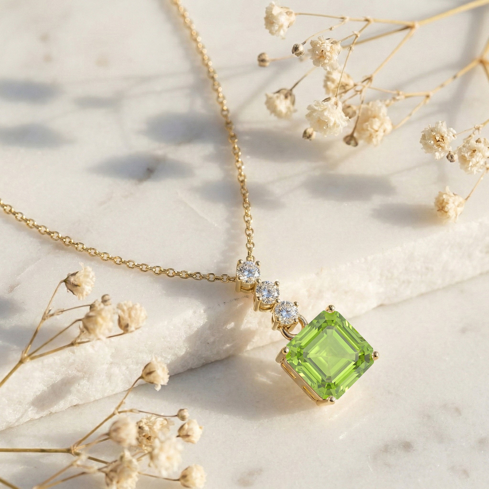 Peridot Octagon Solitaire Pendant Necklace in 925 Sterling Silver 8 MM 2ct