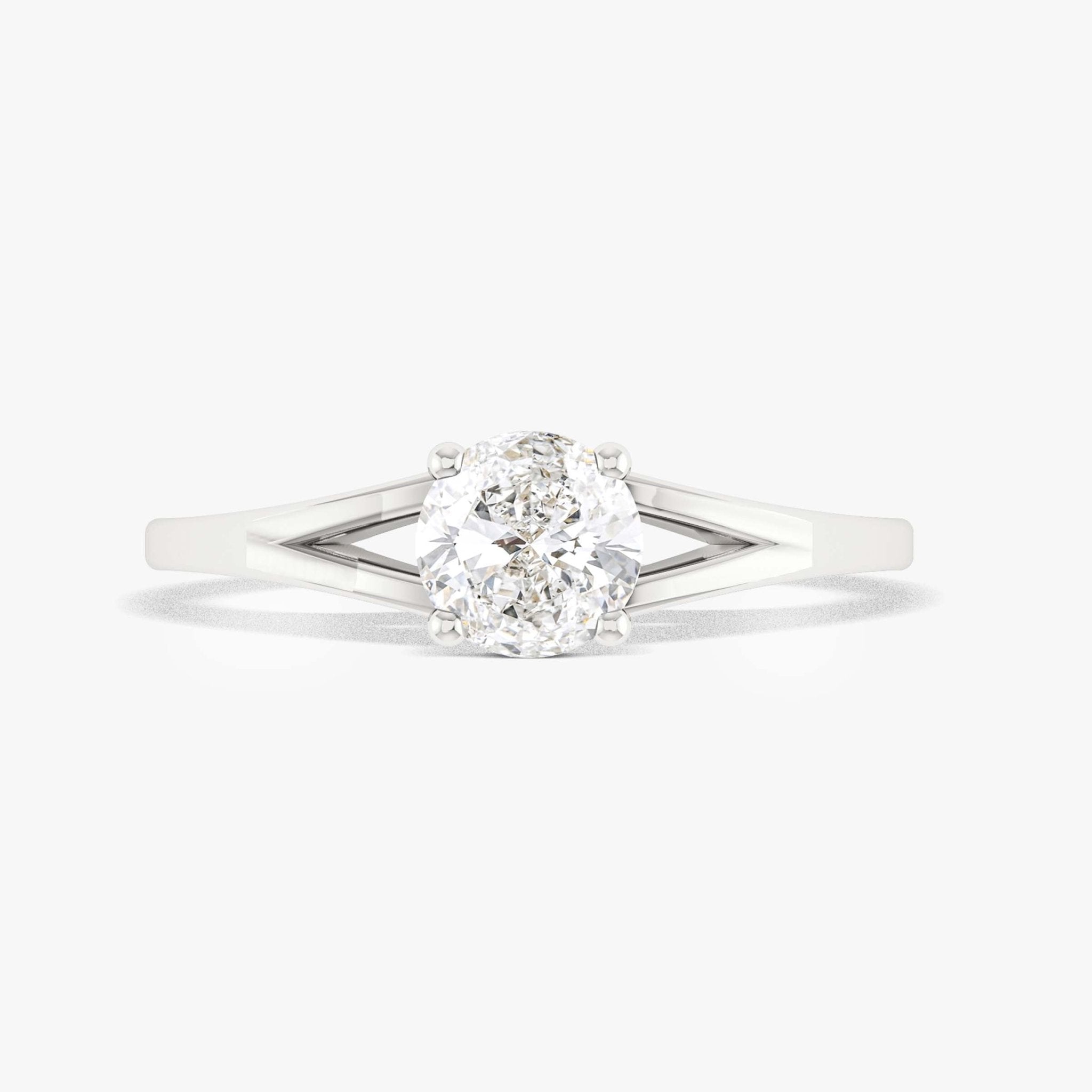 Dainty round Cubic Zirconia Wedding ring - Goodstone Jewels
