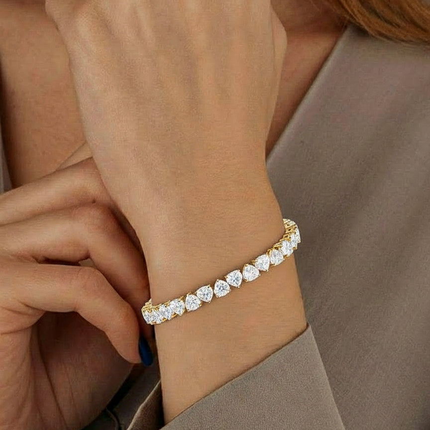 Mosissanite Heart Tennis Bracelet in 925 Sterling Silver 20.80 CT